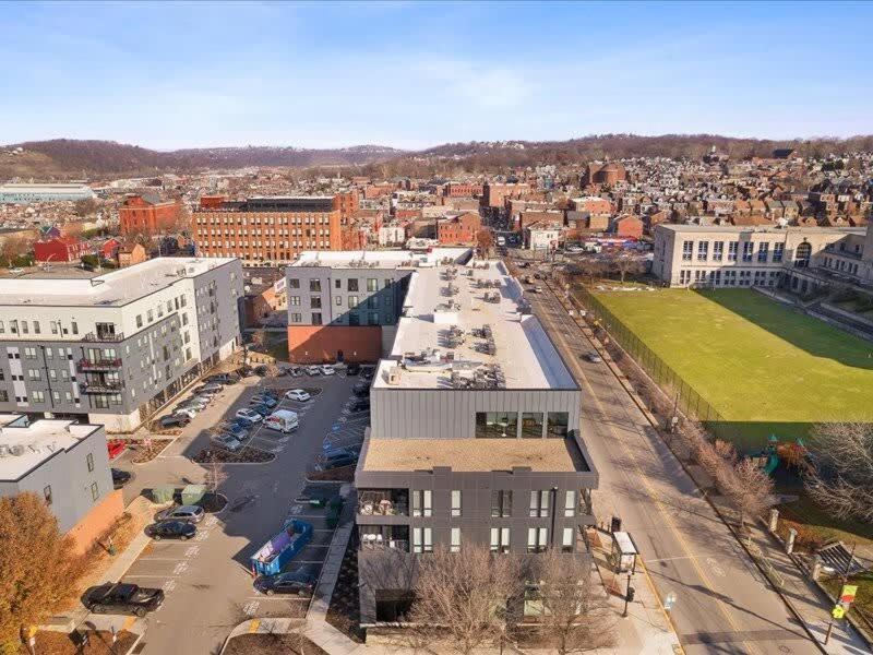 Cozysuites Boutique Sdo, Lawrenceville Pittsburgh Bagian luar foto